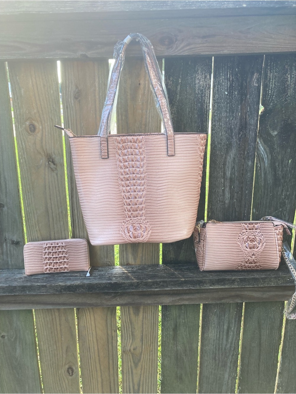 Croc-Embossed Tote Set in Blush